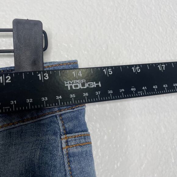 Refuge Womens Jeans Size 2 Denim Blue Distressed Skinny Leg Medium Wash Jeans - Picture 3 of 10